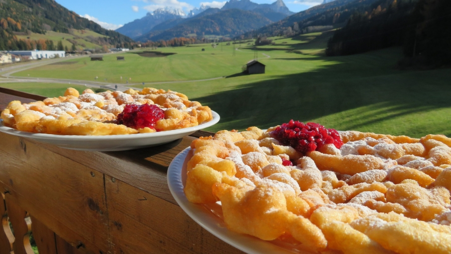 quali-sono-i-dolci-di-carnevale-strauben